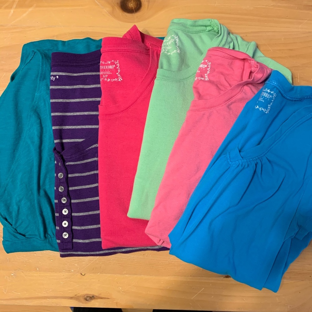 Maternity tops